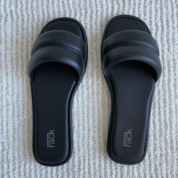 Koda Slide Sandal - Picture 1 of 2